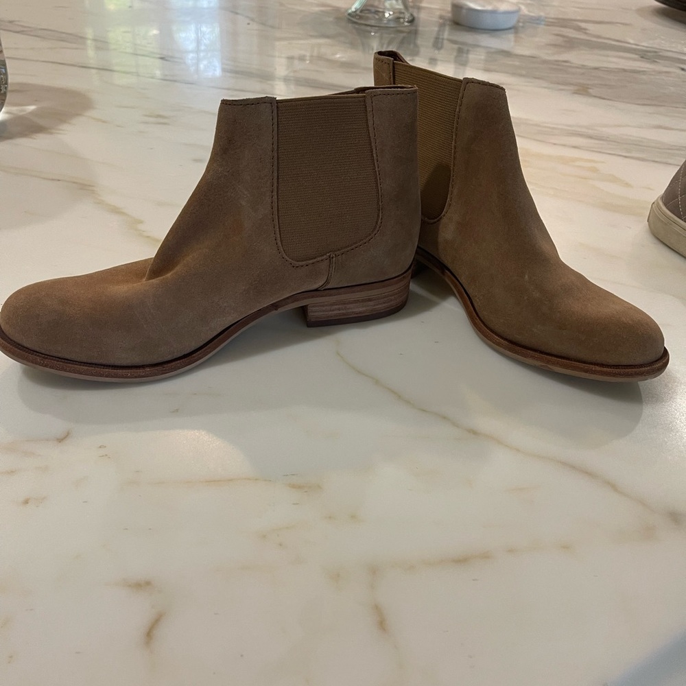 Dolce vita ankle boot